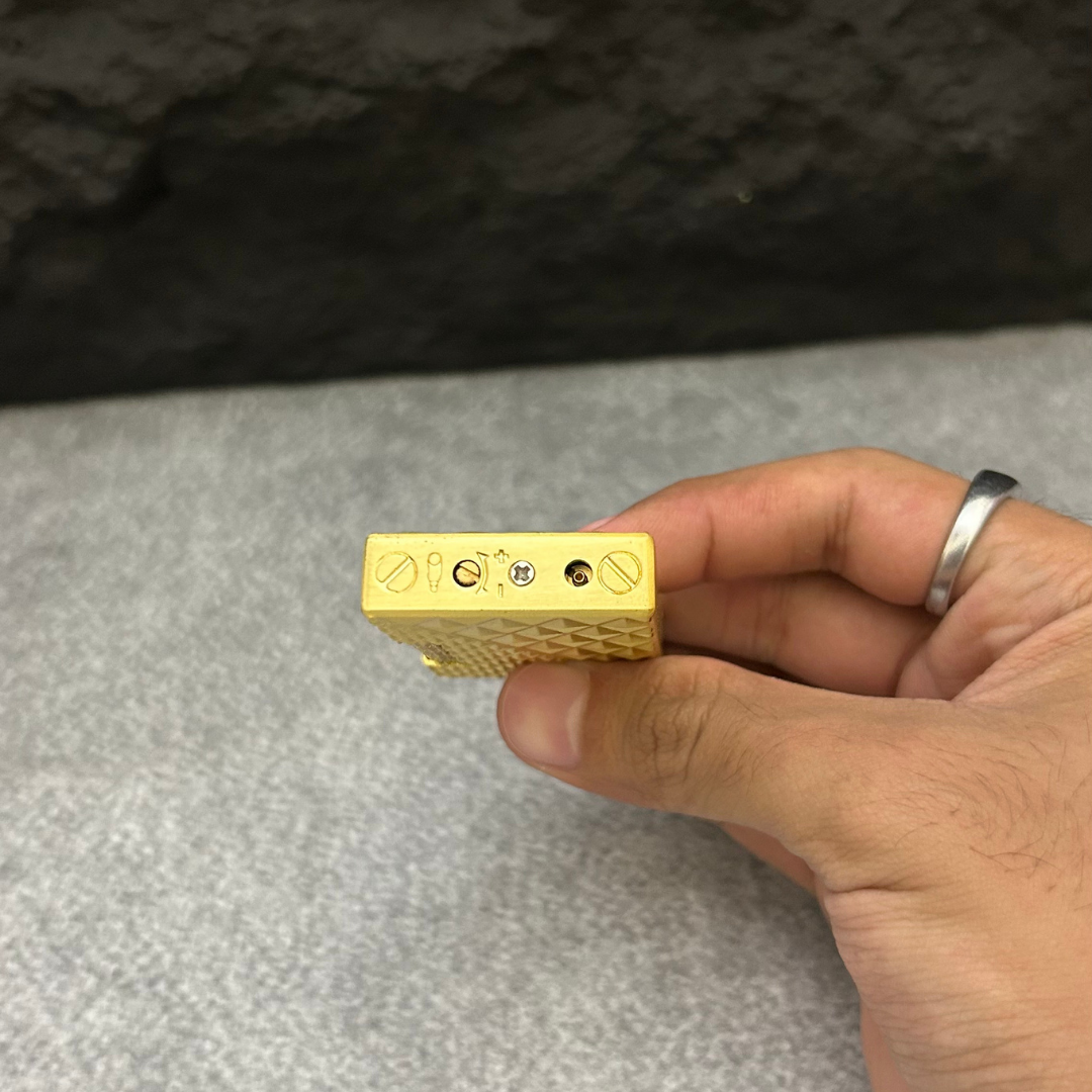 Engraved Geometric Lighter