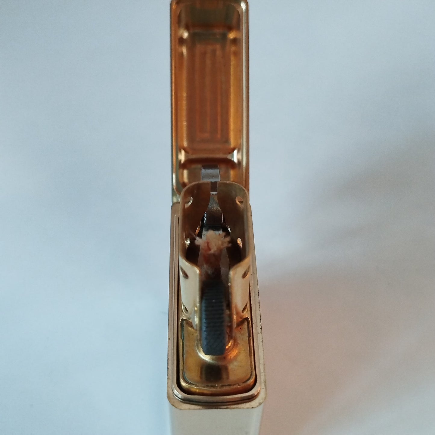 Zorro 912 HK Lighter (Note: ₹1000 advance payment will be collected for Cash on Delivery orders before dispatch)