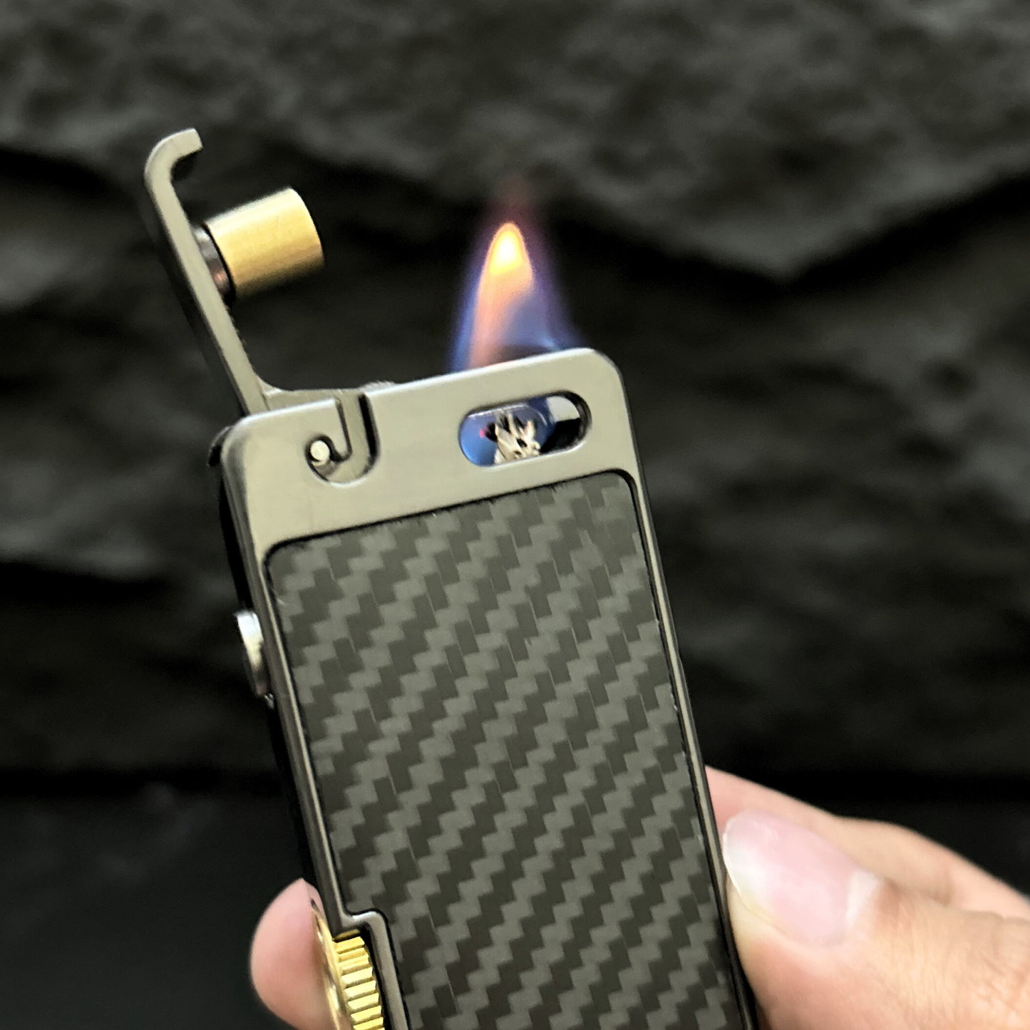 Nova Black Lighter