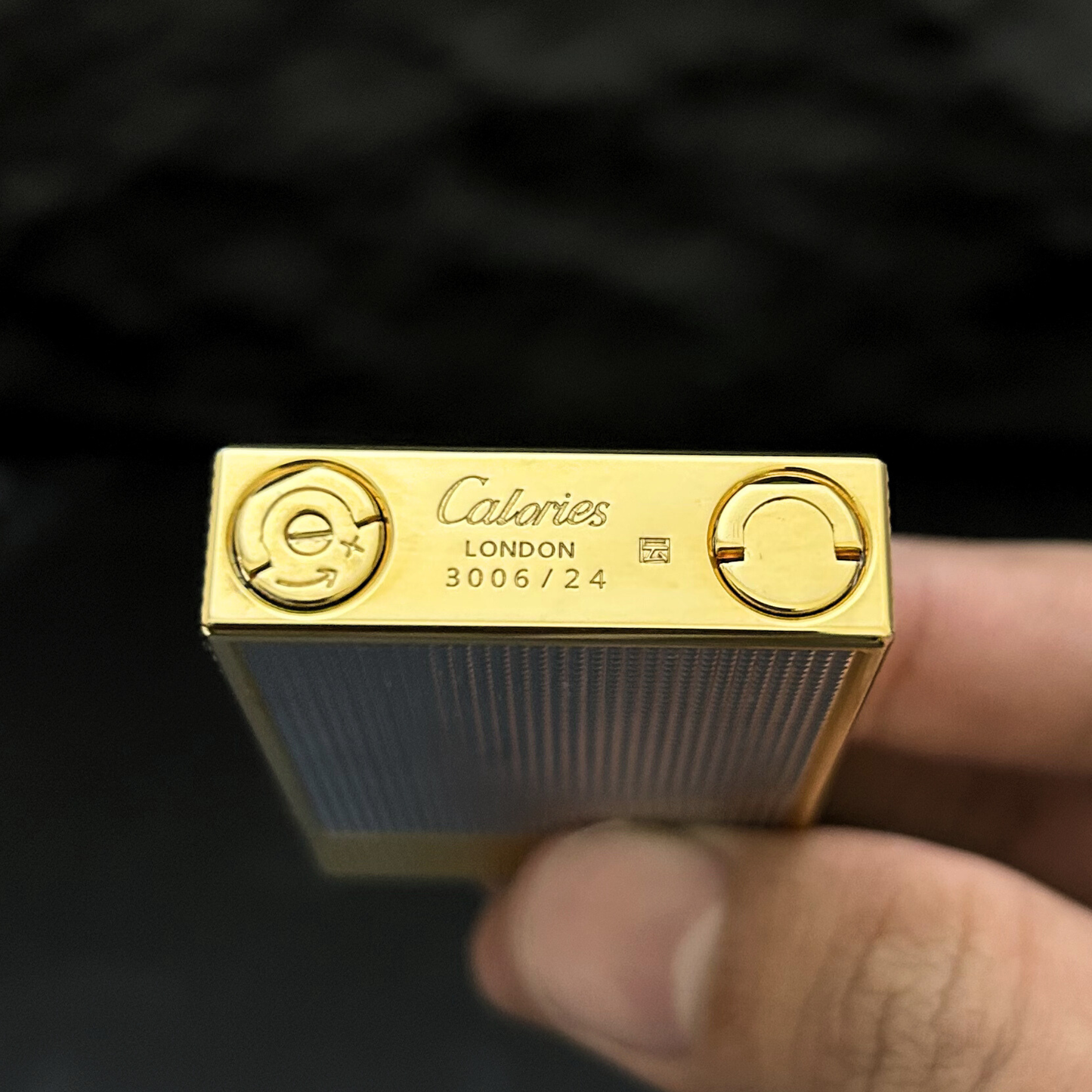 Gilded Crest Lighter (Note: ₹1000 advance payment will be collected for Cash on Delivery orders before dispatch)