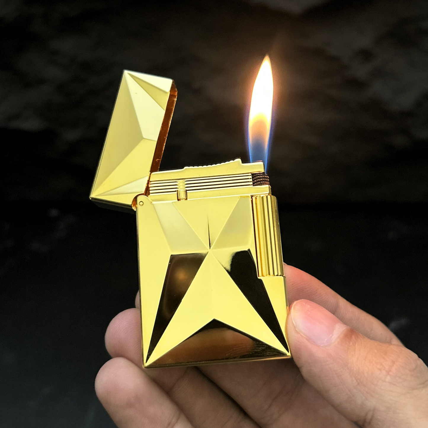 Crown Prism Lighter (Note: ₹1000 advance payment will be collected for Cash on Delivery orders before dispatch)