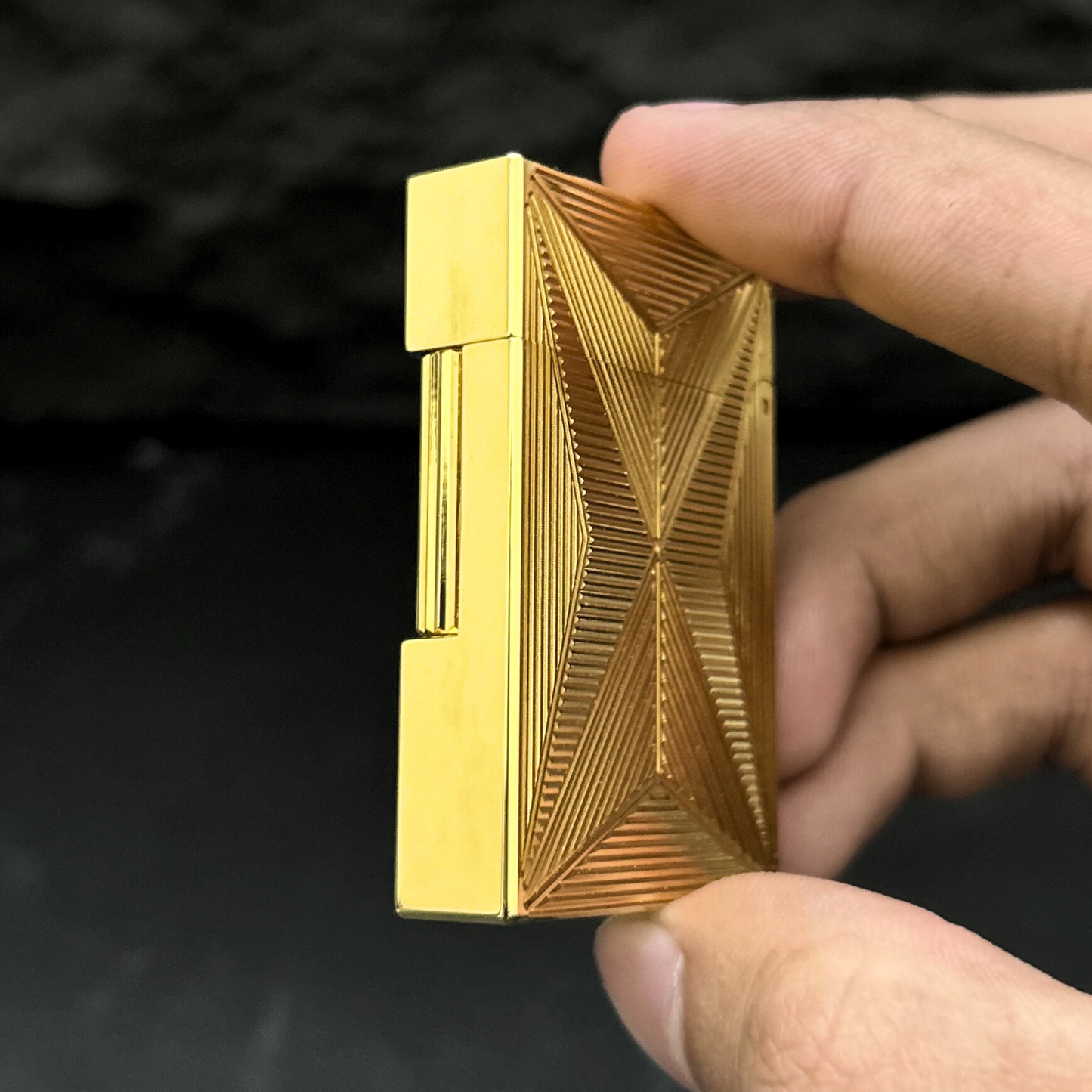 Crown Prism Lighter (Note: ₹1000 advance payment will be collected for Cash on Delivery orders before dispatch)