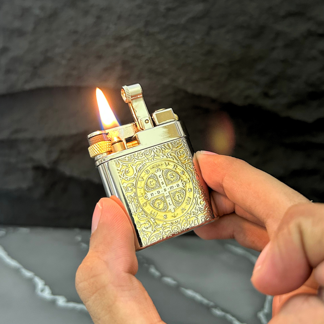 Regalia Constantine Lighter