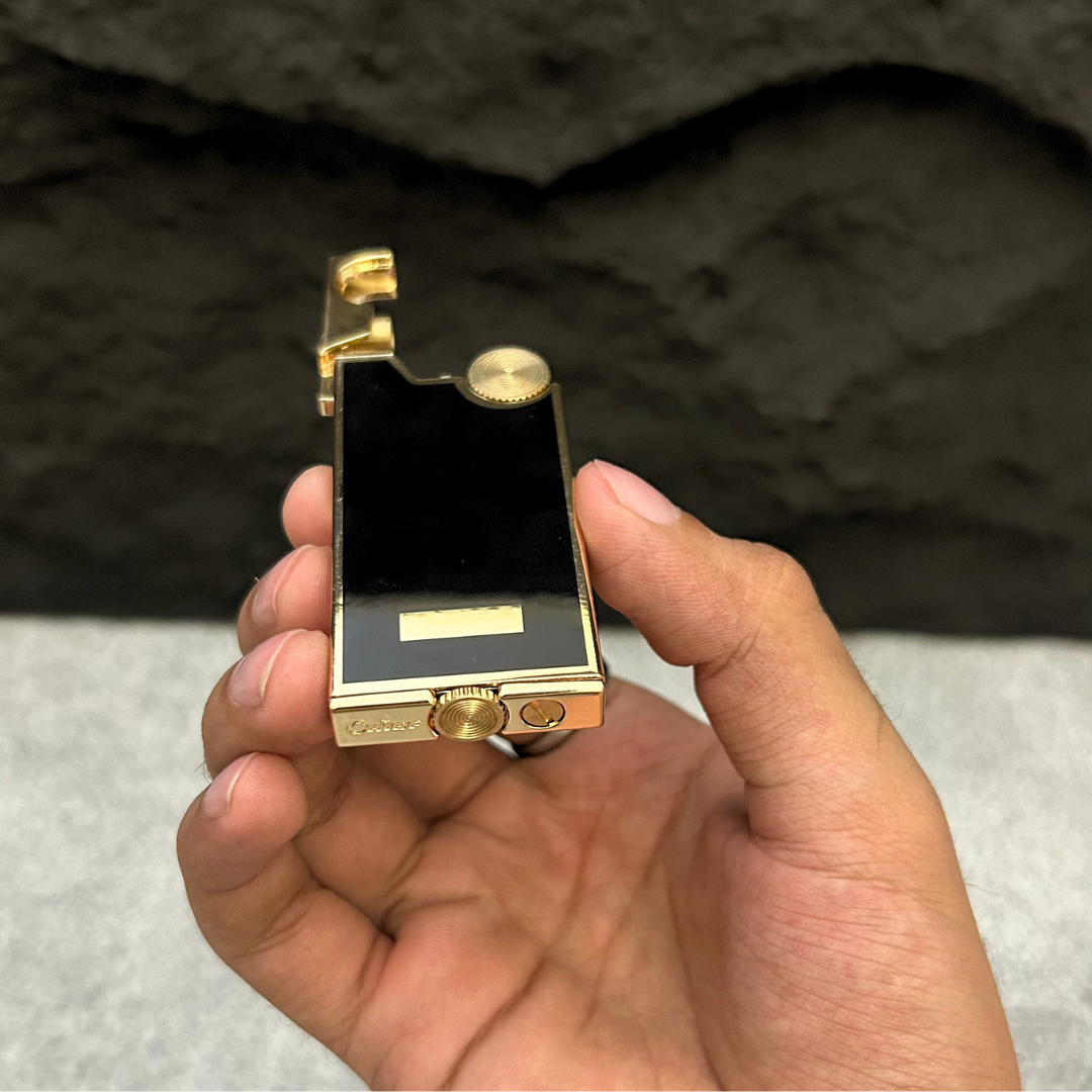 Aureum Noir Lighter