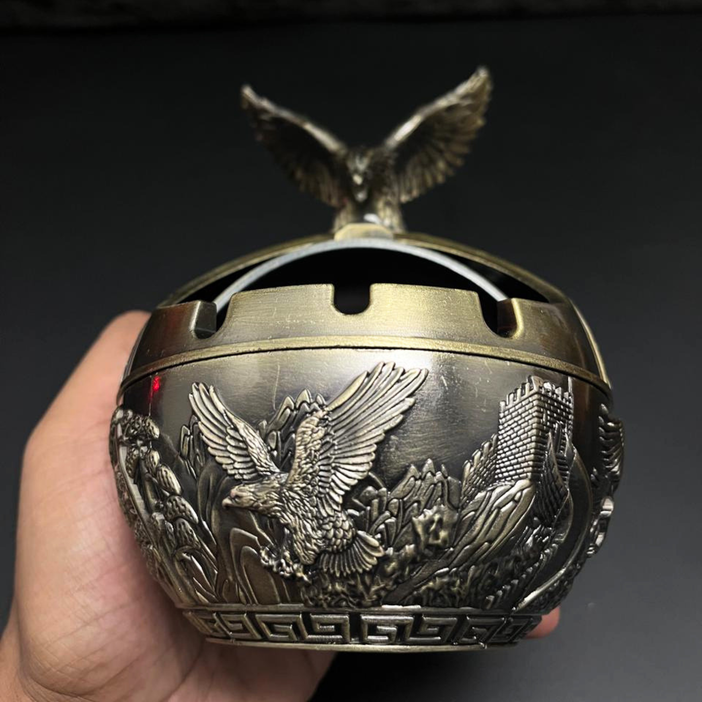 Falcon Ashtray With Lid
