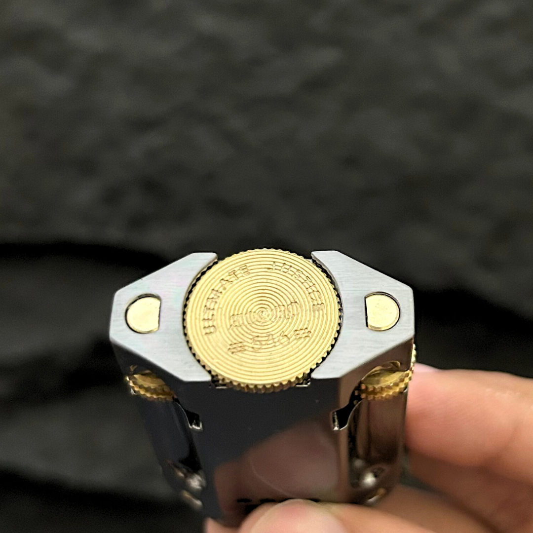 Zorro Armor Brass Lighter
