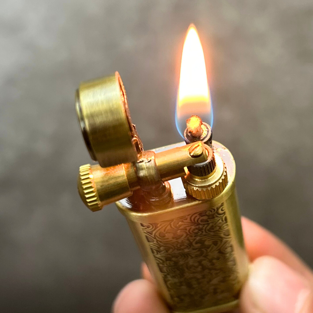 Vintage Intricate Lighter - Fuel Varient
