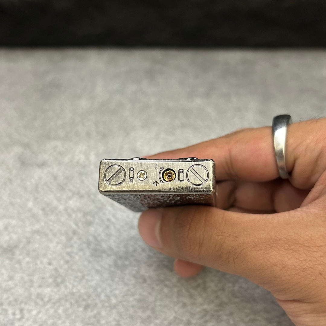 Engraved Skull Lighter