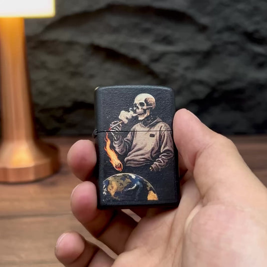 Smoking Skull Lighter